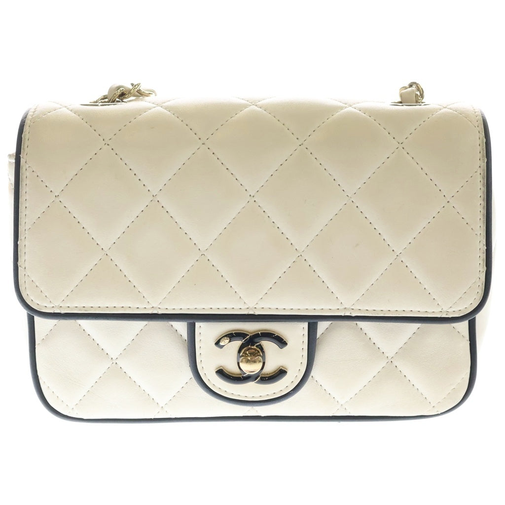 CHANEL(シャネル) マトラッセ ミニフラップバッグ 白 ラムスキン GD金具 AS5151 T96C3E63 レディース