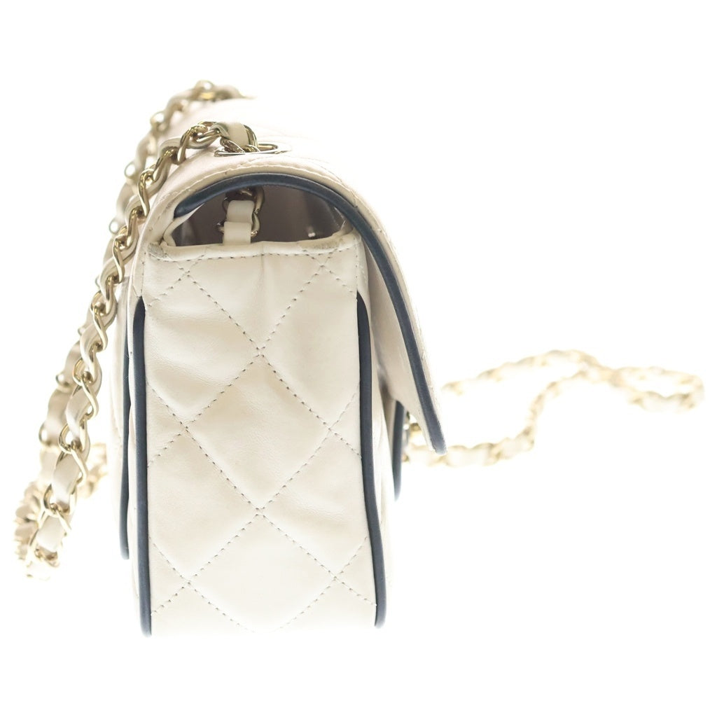 CHANEL(シャネル) マトラッセ ミニフラップバッグ 白 ラムスキン GD金具 AS5151 T96C3E63 レディース