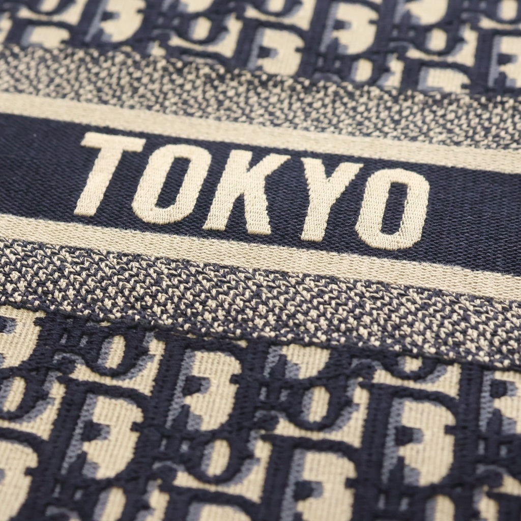 Christian Dior(クリスチャンディオール) BOOK TOTE TOKYO 東京限定 ブックトート ラージ オブリーク ジャガード トートバッグ ネイビー レディース