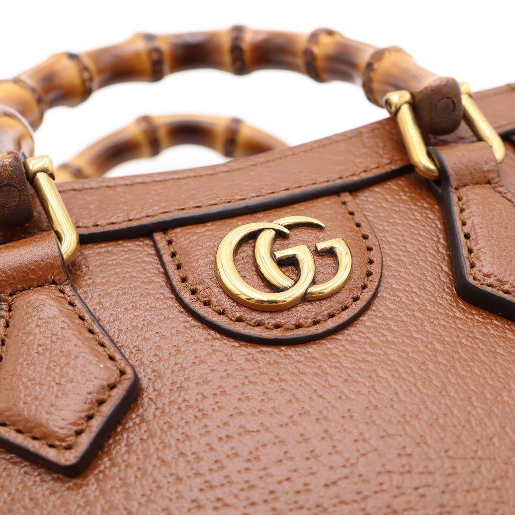 GUCCI(グッチ) ダイアナ ミニ 2WAYショルダーバッグ ミニハンドバッグ ブラウン レザー 739079 ゴールド金具 レディース