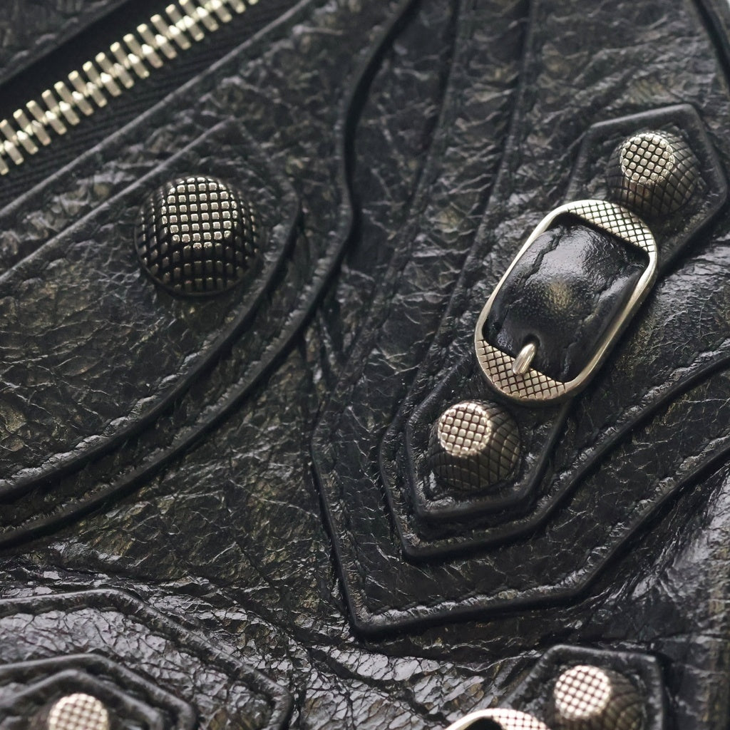 BALENCIAGA(バレンシアガ) ル カゴール チェーンショルダーバッグ ハート ブラック レザー 722781 シルバー金具 レディース