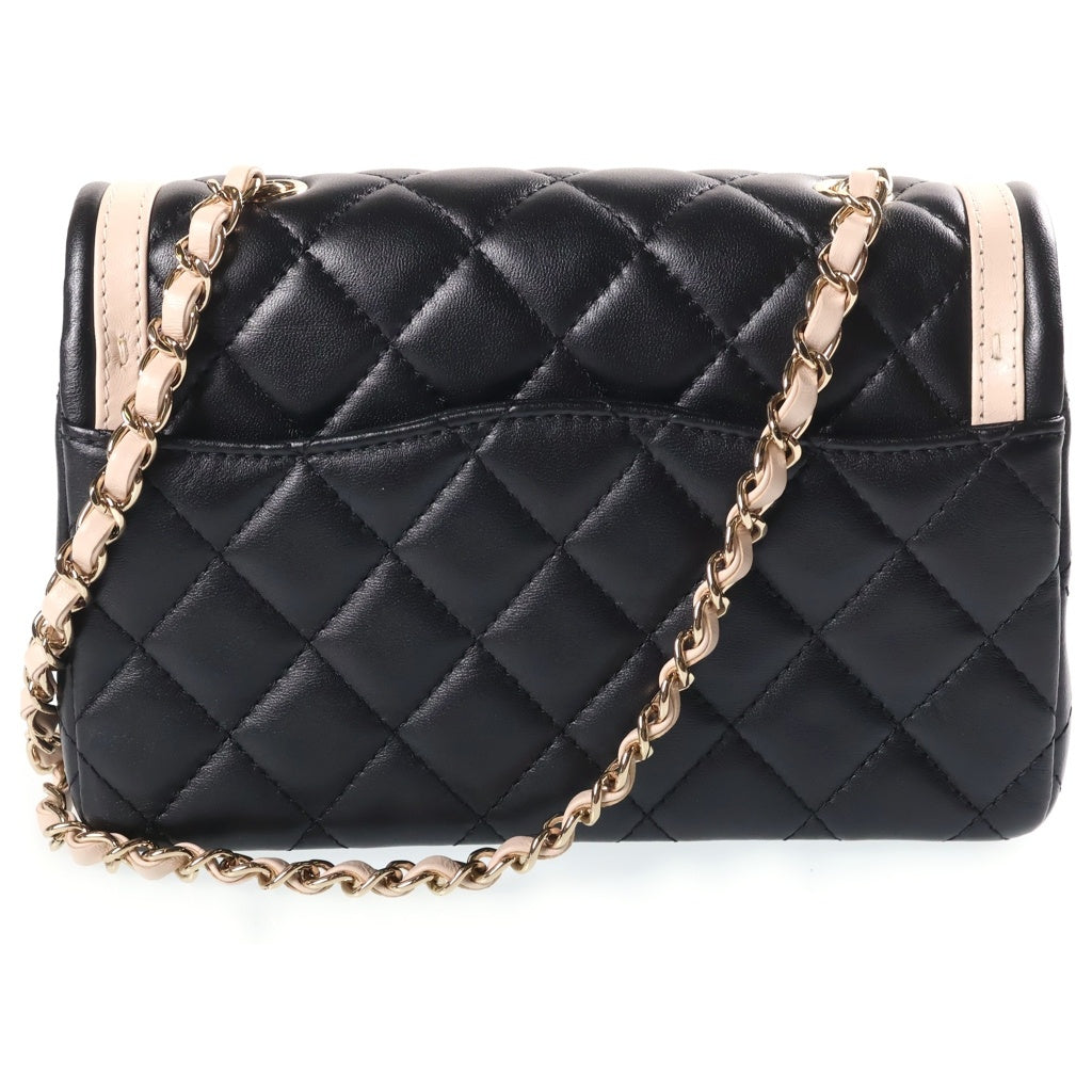CHANEL(シャネル) マトラッセ20 チェーンショルダーバッグ バイカラー ブラック×アイボリーラムスキン ゴールド金具 プレート AS4289 レディース