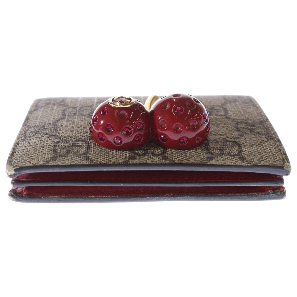 GUCCI(グッチ) GGスプリーム チェリー レザーコンパクトウォレット 二つ折り財布 ベージュ レディース 476050