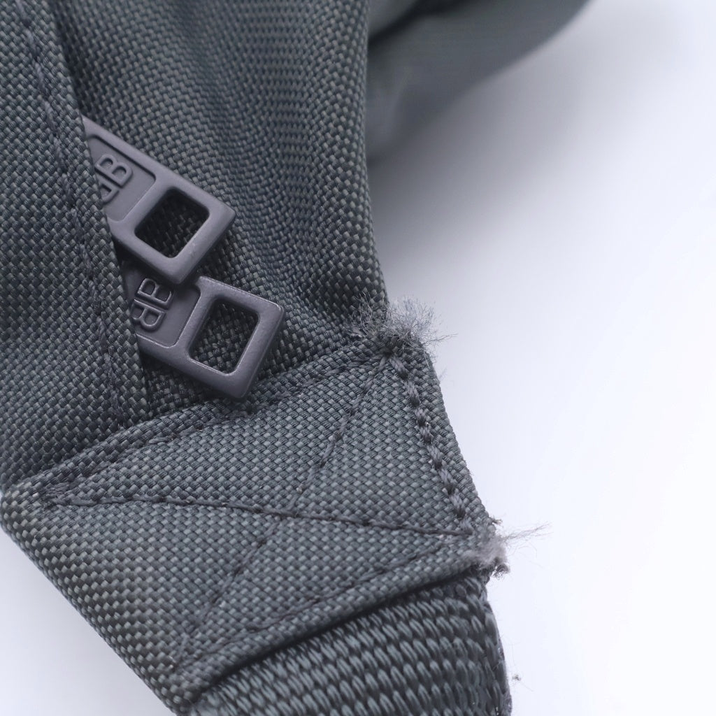 BALENCIAGA(バレンシアガ) アーミー ロゴ ポリエステル ボディバッグ