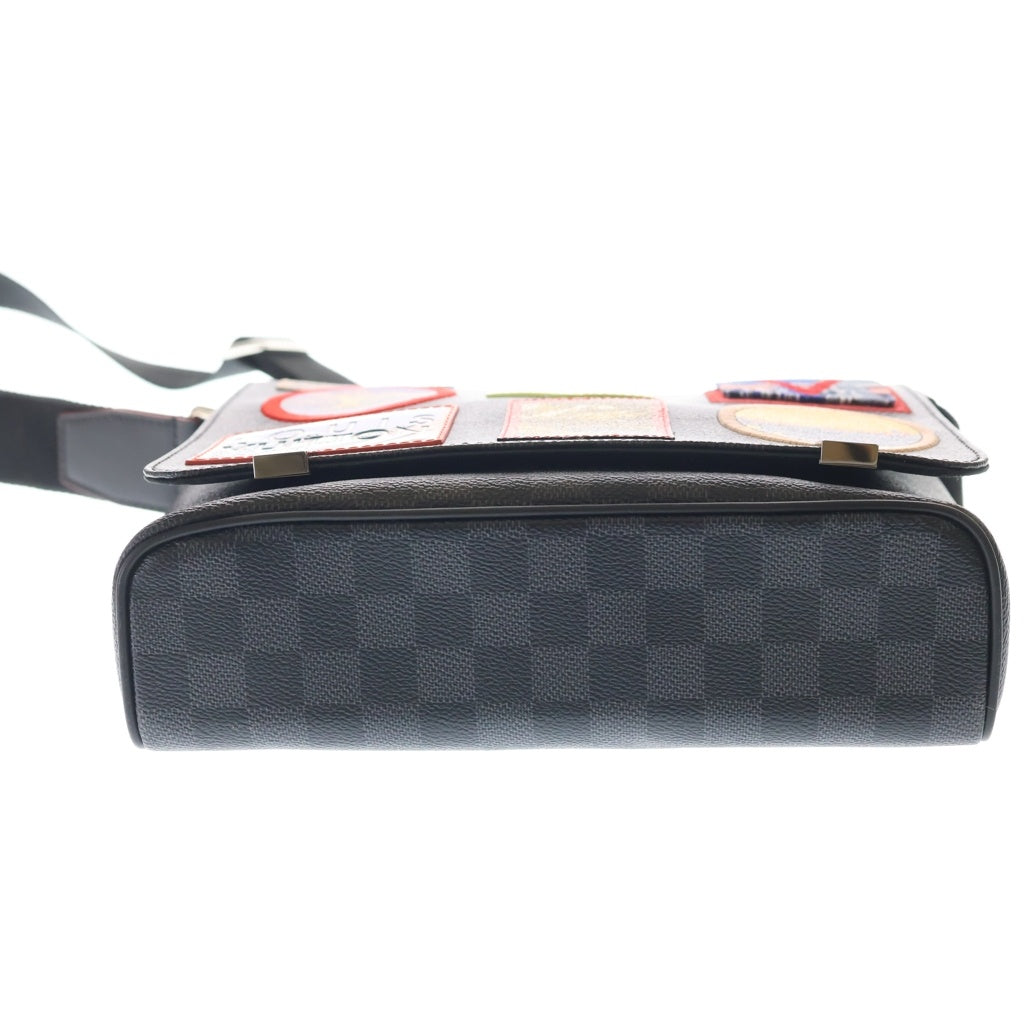 LOUIS VUITTON(ルイヴィトン) ダミエグラフィット ディストリクトPM カプセルコレクション ショルダーバッグ ブラック PVC N40040 シルバー金具 レディース