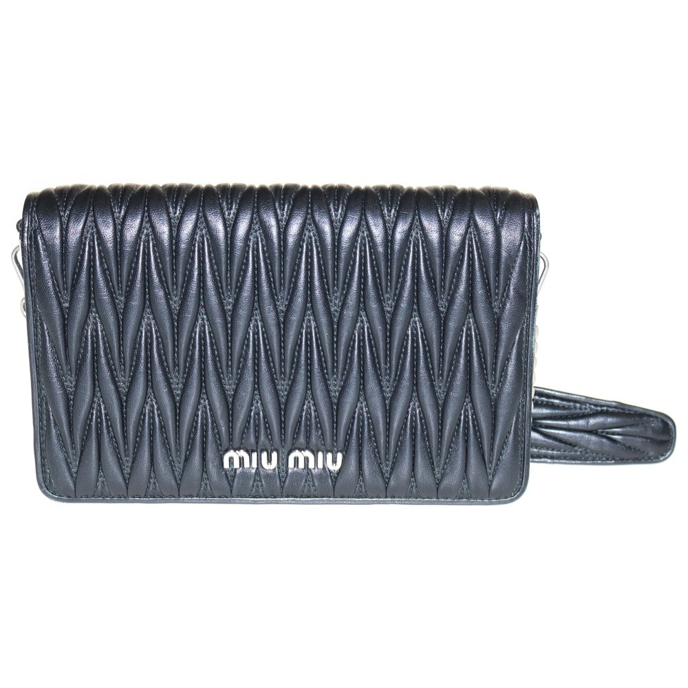 miumiu(ミュウミュウ) マトラッセ チェーンショルダーバッグ ミニバッグ ブラック シルバー金具 レザー 5BP001