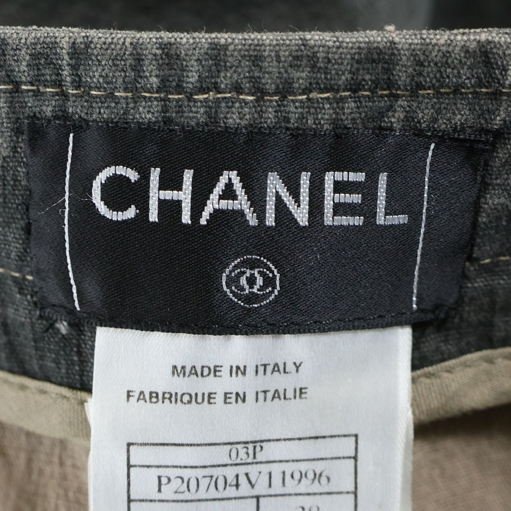 CHANEL(シャネル) 03P スプリングコレクション ロゴプレート デニム プリーツ切り替え ミディアム フレア スカート グレー レディース P20704V11996