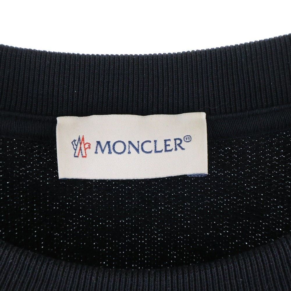 MONCLER(モンクレール) 22SS スタッズロゴ プリント クルーネック プルオーバースウェット トレーナー ブラック H10918G00013 809KR