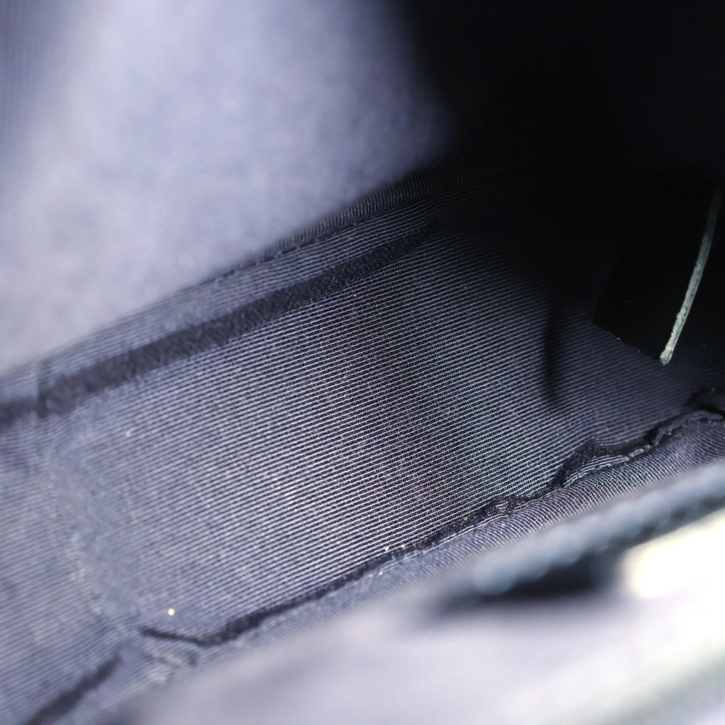 CHANEL(シャネル) マトラッセ ラムスキン レザー Wチェーンショルダーバッグ ネイビー ゴールド金具 A57896 26番台 レディース