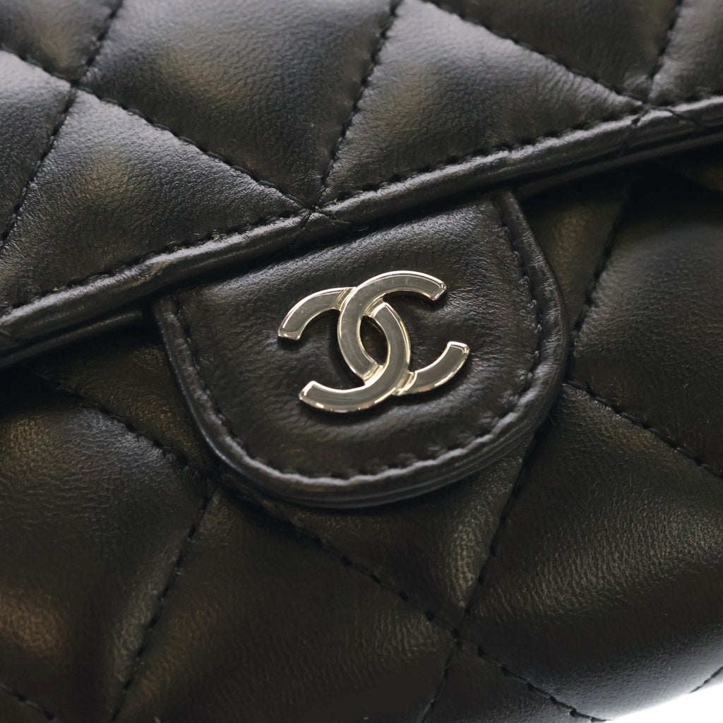 CHANEL(シャネル) マトラッセ 二つ折り長財布 ロングウォレット カードケース ブラック ラムスキン シルバー金具 レディース
