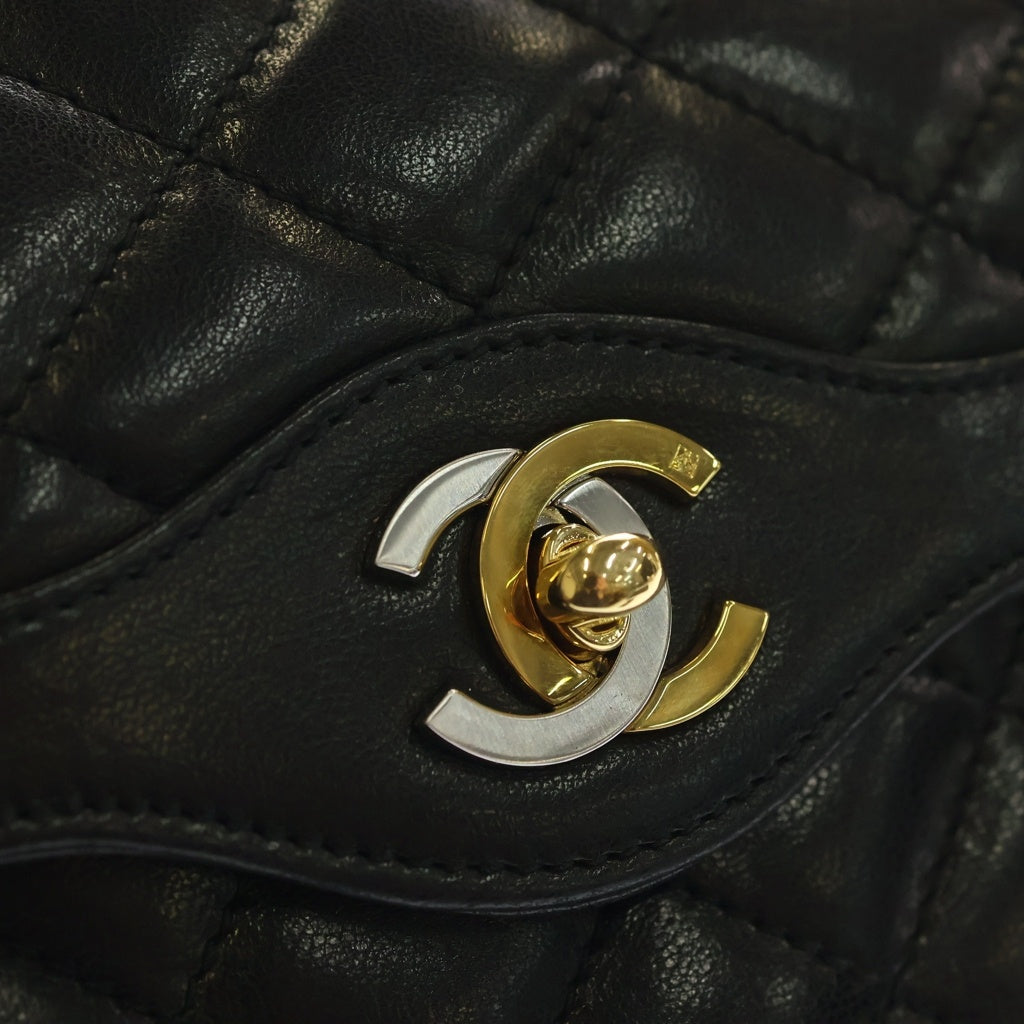 CHANEL(シャネル) マトラッセ パリ限定 ラムスキン レザー Wフラップ Wチェーン ショルダーバッグ ゴールド/シルバー金具 ブラック 2番台 レディース