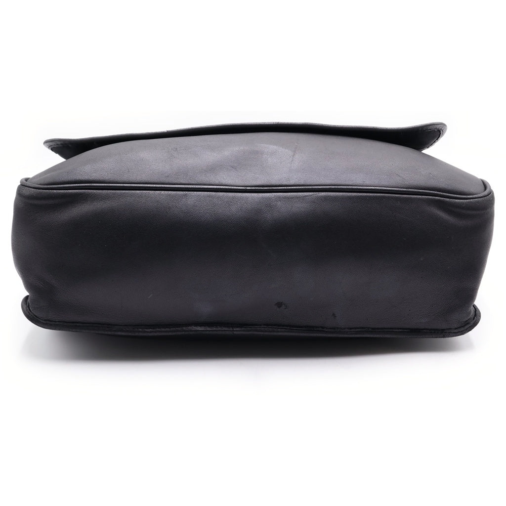 LOEWE(ロエベ) マイア アナグラムロゴ プレート レザー ショルダーバッグ ゴールド金具 ブラック レディース