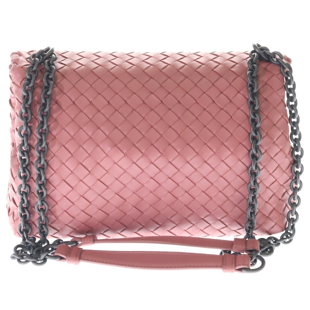 BOTTEGA VENETA(ボッテガヴェネタ) イントレチャート チェーンショルダーバッグ ピンク レザー ブラック金具 レディース