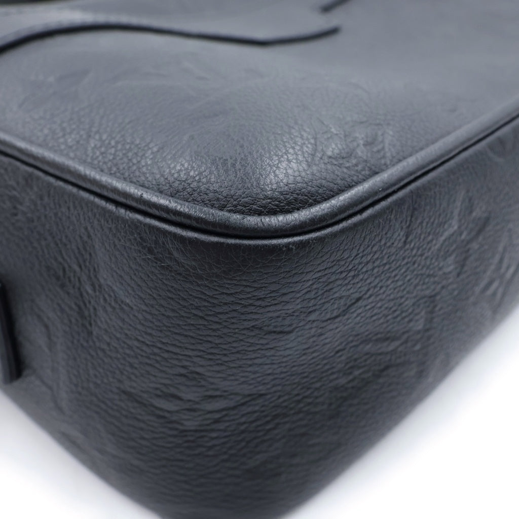 LOUIS VUITTON(ルイヴィトン) モノグラムシャドウ アルファ・メッセンジャー レザー ショルダーバッグ ICタイプ ブラック M28785 レディース