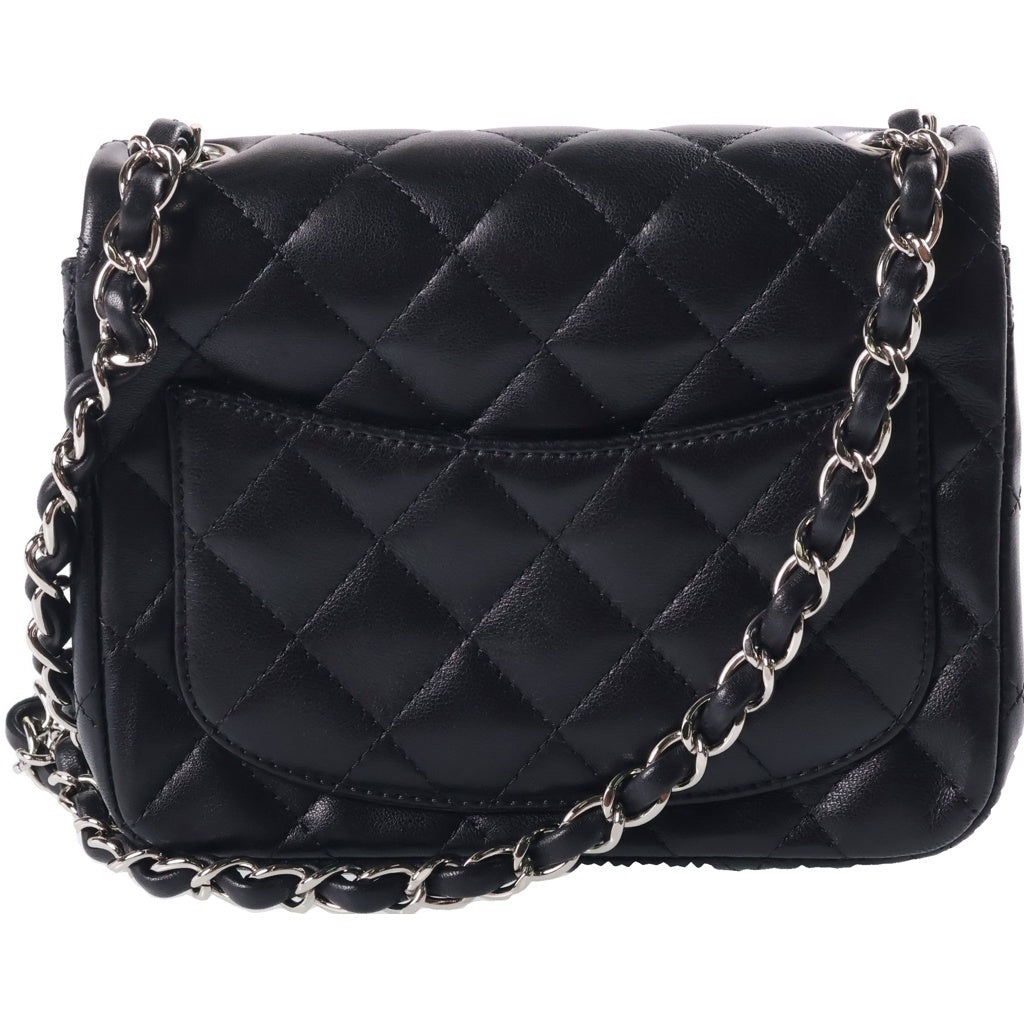 CHANEL(シャネル) ミニマトラッセ ショルダーバッグ ブラック ラムスキン A35200 シルバー金具 レディース