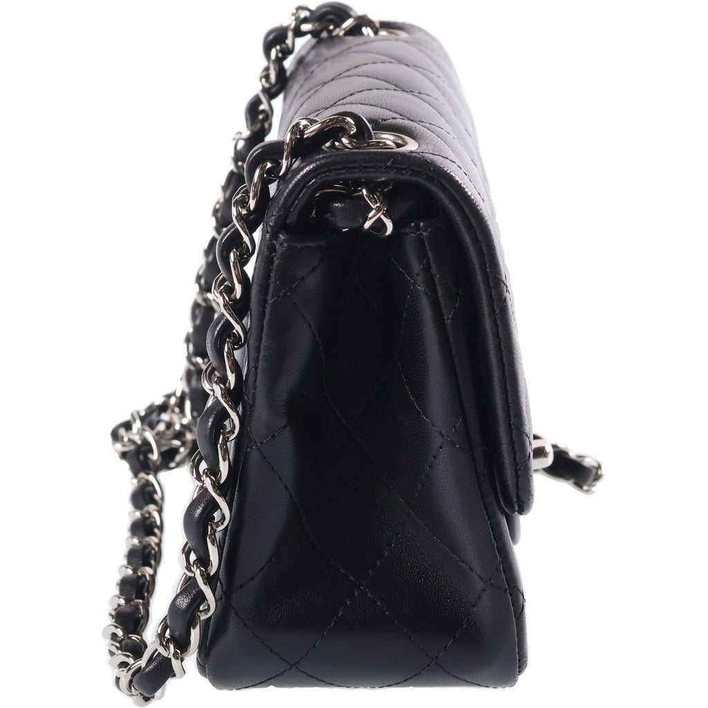 CHANEL(シャネル) ミニマトラッセ ショルダーバッグ ブラック ラムスキン A35200 シルバー金具 レディース