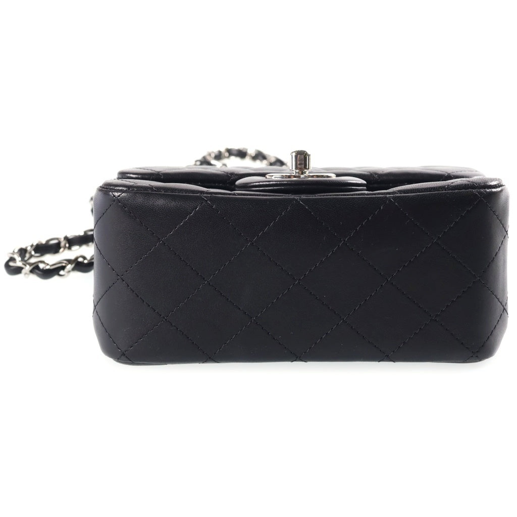 CHANEL(シャネル) ミニマトラッセ ショルダーバッグ ブラック ラムスキン A35200 シルバー金具 レディース