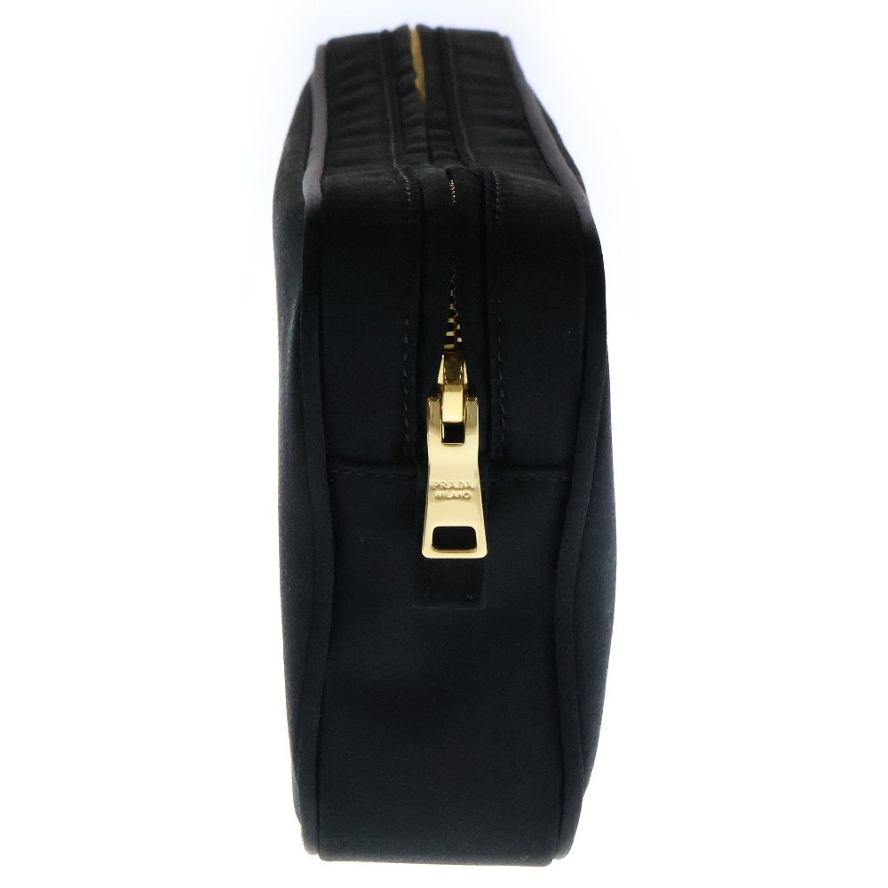 PRADA(プラダ) トライアングルロゴ ポーチ ブラック シルクサテン アクセサリー収納 ゴールド金具 1RU003