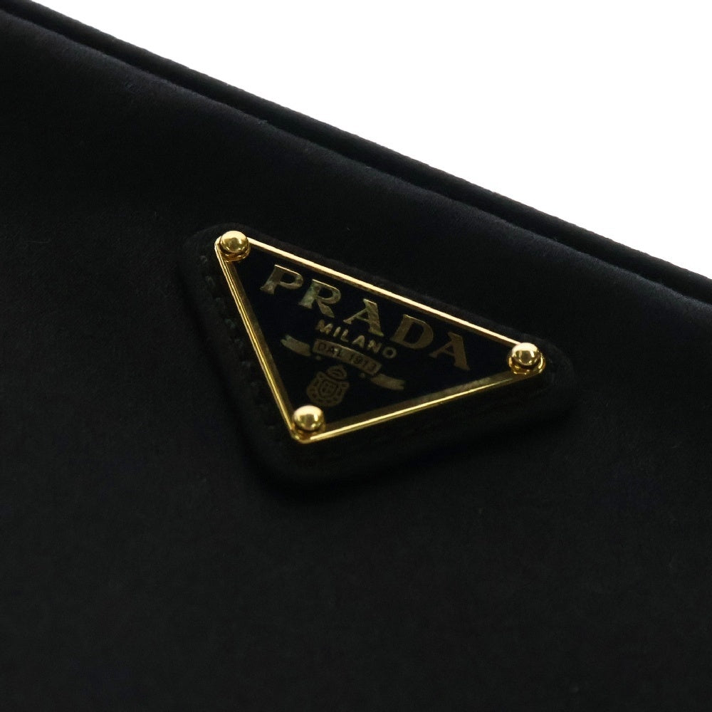 PRADA(プラダ) トライアングルロゴ ポーチ ブラック シルクサテン アクセサリー収納 ゴールド金具 1RU003