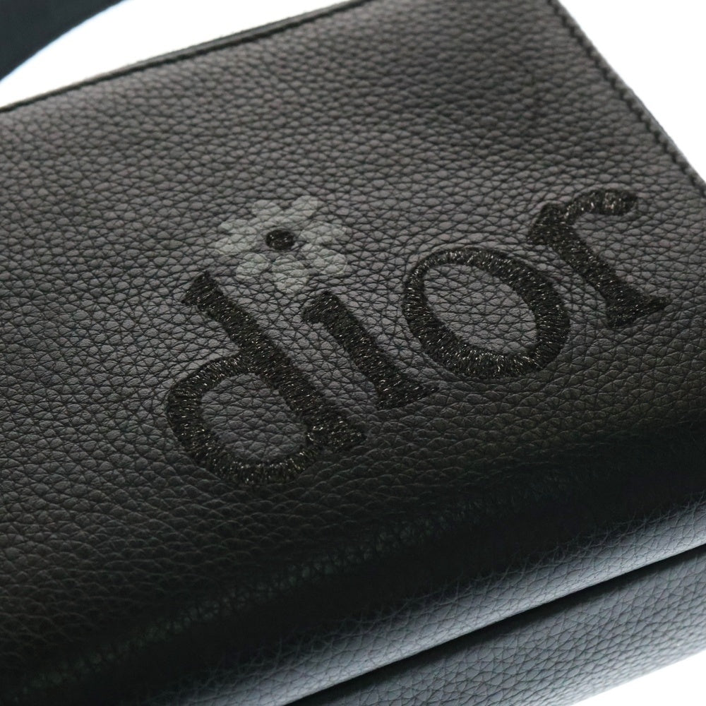 Christian Dior(クリスチャンディオール) ×ERL イーアールエル ロゴ刺繍 フラワープリント カーフレザー ショルダーバッグ シルバー金具 ブラック