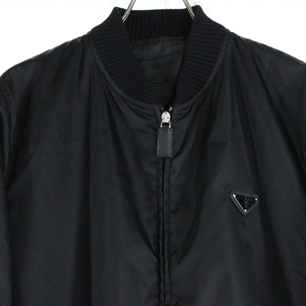 PRADA(プラダ) 24AW Re-Nylon リナイロン トライアングルロゴプレート ジップアップ ボンバージャケット ブルゾン ブラック SGA038