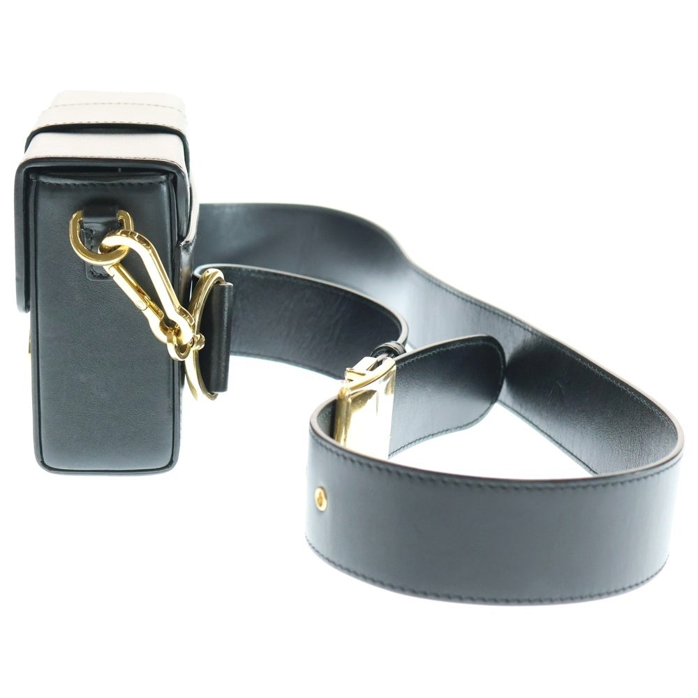 Christian Dior(クリスチャンディオール) モンテーニュ ボックス ショルダー バッグ レザー ブラック