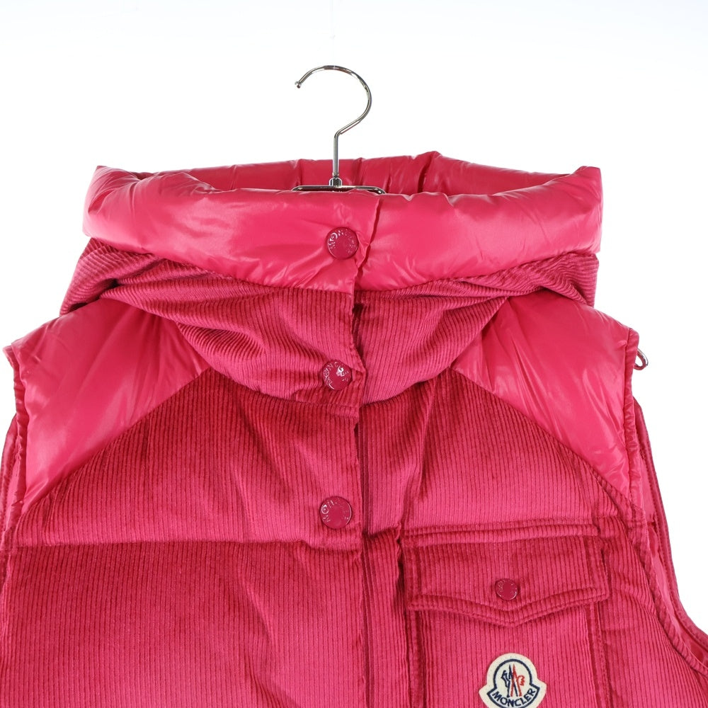 MONCLER(モンクレール) EAU オー ワッペンロゴ コーデュロイ切り替え フーデッド スナップボタン ダウンベスト ピンク レディース H20931A00127 596CS