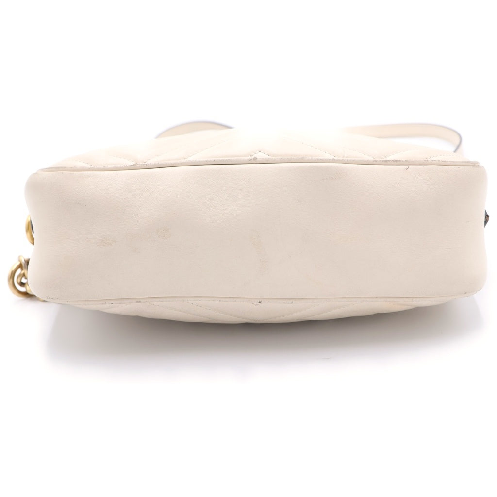 GUCCI(グッチ) GGマーモント チェーンショルダーバッグ ミニバッグ ホワイト レザー 447632 ゴールド金具 レディース