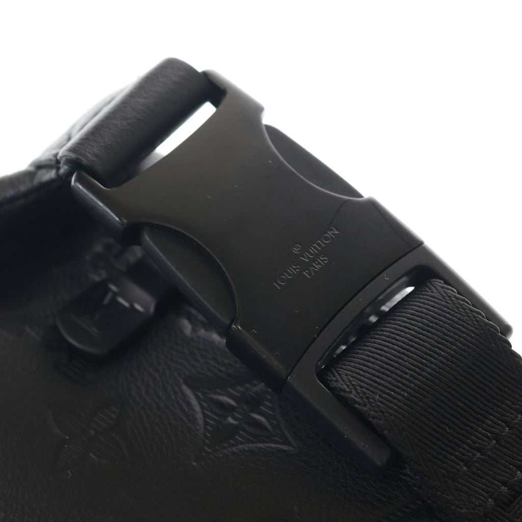 LOUIS VUITTON(ルイヴィトン) モノグラムシャドウ ディスカバリー バムバッグPM レザー ボディ ショルダーバッグ ブラック M46036