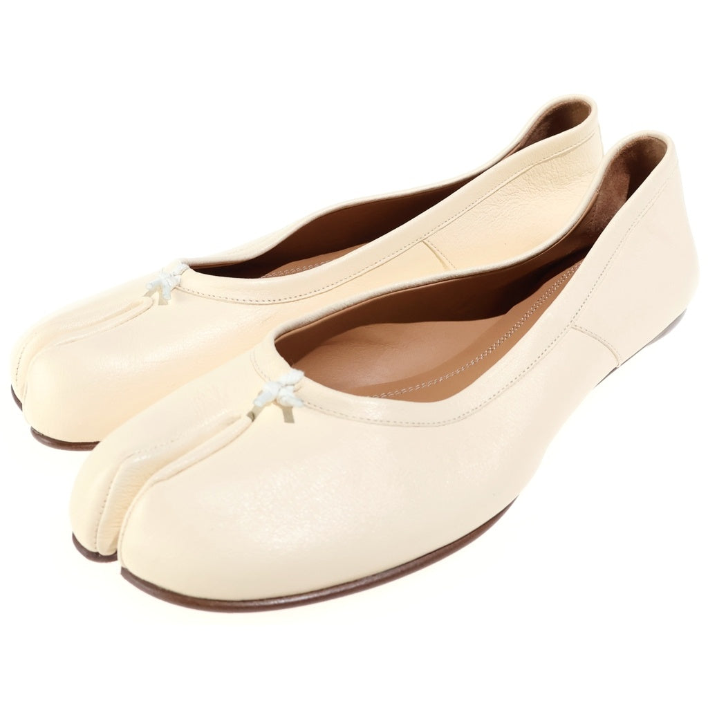 Maison Margiela(メゾンマルジェラ) Tabi タビ バレエシューズ フラット パンプス レザー ベージュ レディース
