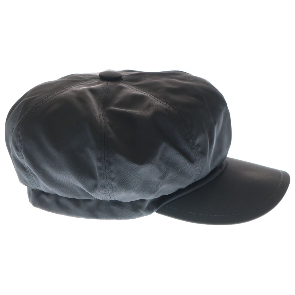 PRADA(プラダ) Re Nylon 三角ロゴプレートレザーキャスケットキャップ