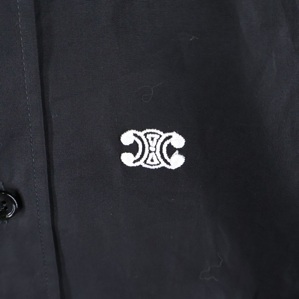CELINE(セリーヌ) LOOSE SHIRT WITH INVERTED COLLAR IN COTTON POPLIN 2C58B091F.38NO トリオンフ刺繍 インバーテッドカラールーズ長袖シャツ ブラック