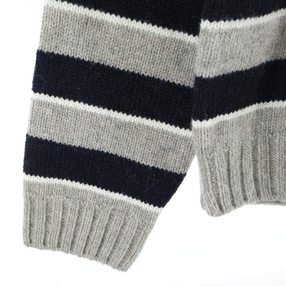 CELINE(セリーヌ) 23AW トリオンフ刺繍ストライプクルーネックニットセーター 長袖セーター グレー/ブラック 2AE4B896T 2AE4B896T.06BK