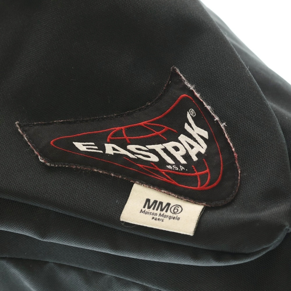 MM6 Maison Margiela(エムエムシックスメゾンマルジェラ) ×EASTPAK イーストパック ロゴパッチ アシンメトリー バックパック ブラック T8013-BLACK