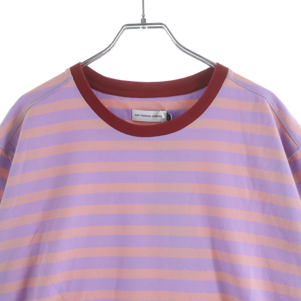 POP TRADING COMPANY(ポップトレーディングカンパニー) Striped Logo T-Shirt - Pink POPSS24_02-011 ストライプ ロゴ半袖Tシャツ ピンク