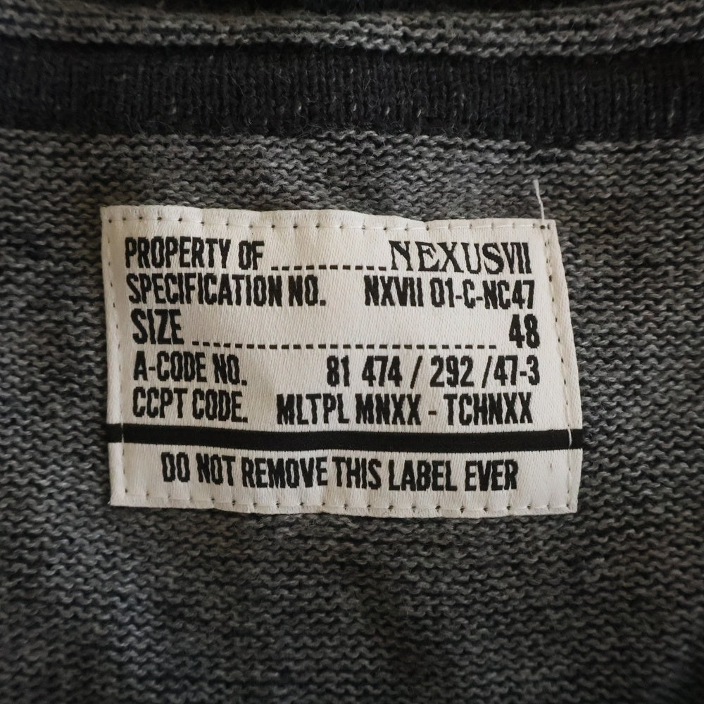 NEXUS7(ネクサスセブン) インサイドアウト バンダナ柄パッチ付き クルーネック長袖カットソー ダークグレー