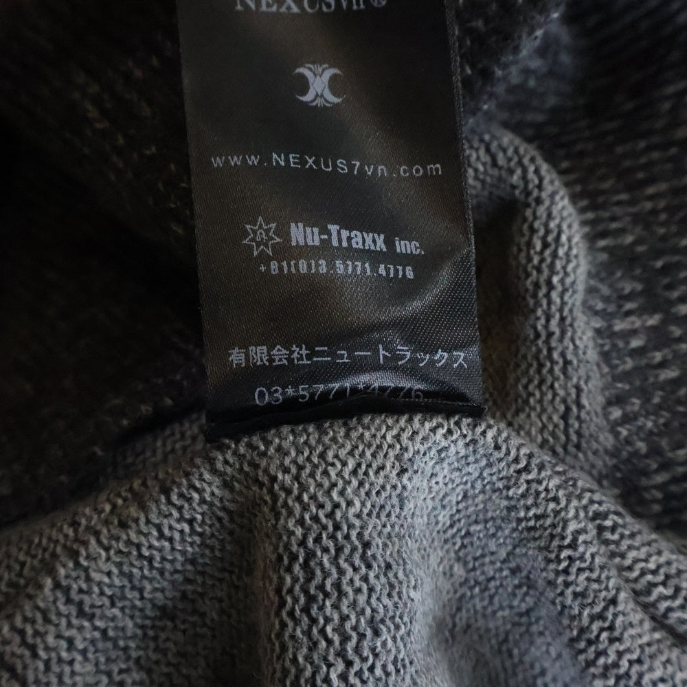 NEXUS7(ネクサスセブン) インサイドアウト バンダナ柄パッチ付き クルーネック長袖カットソー ダークグレー