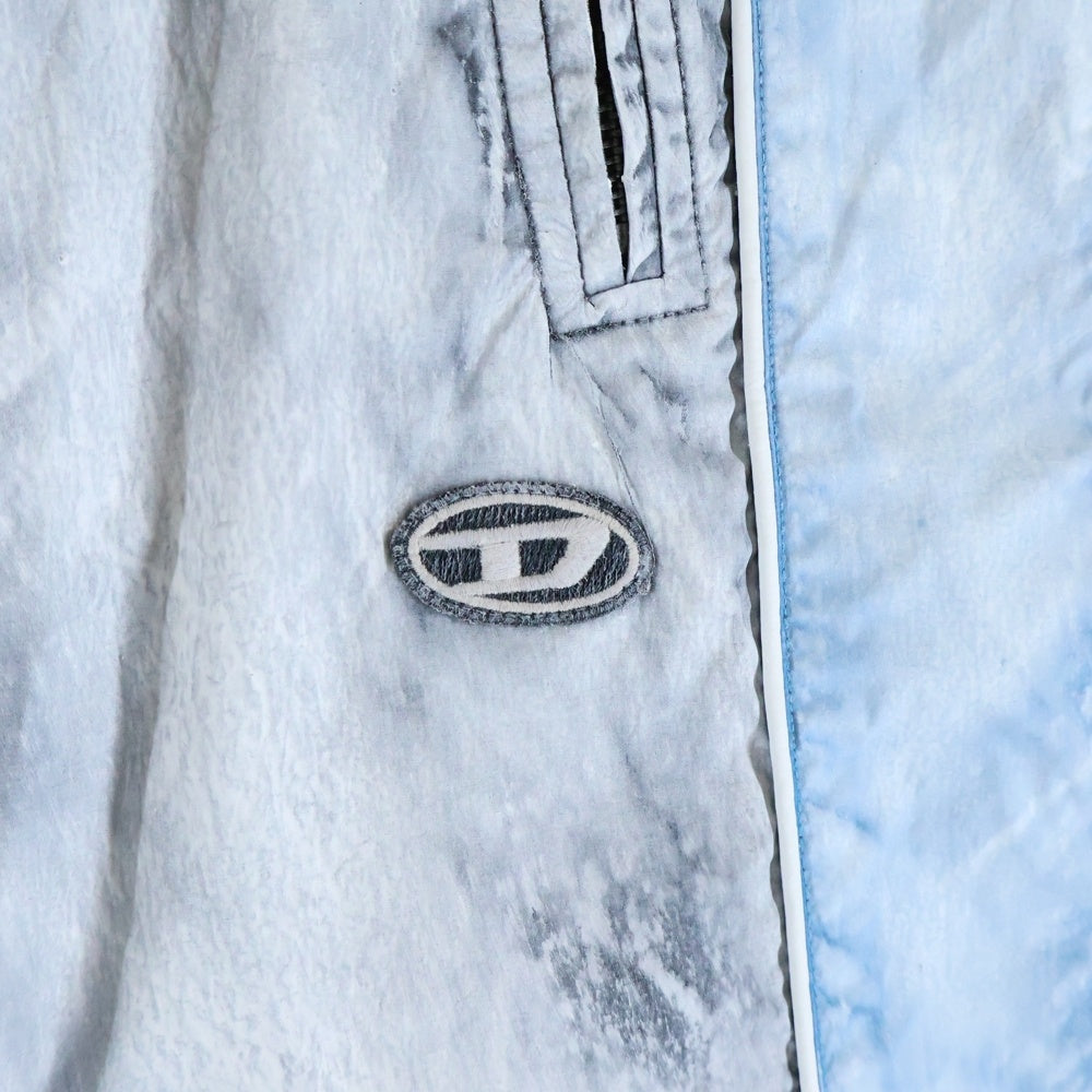 DIESEL(ディーゼル) 24AW P-TATE TRACK PANTS ダーティエフェクトナイロンパンツ グレー A14130