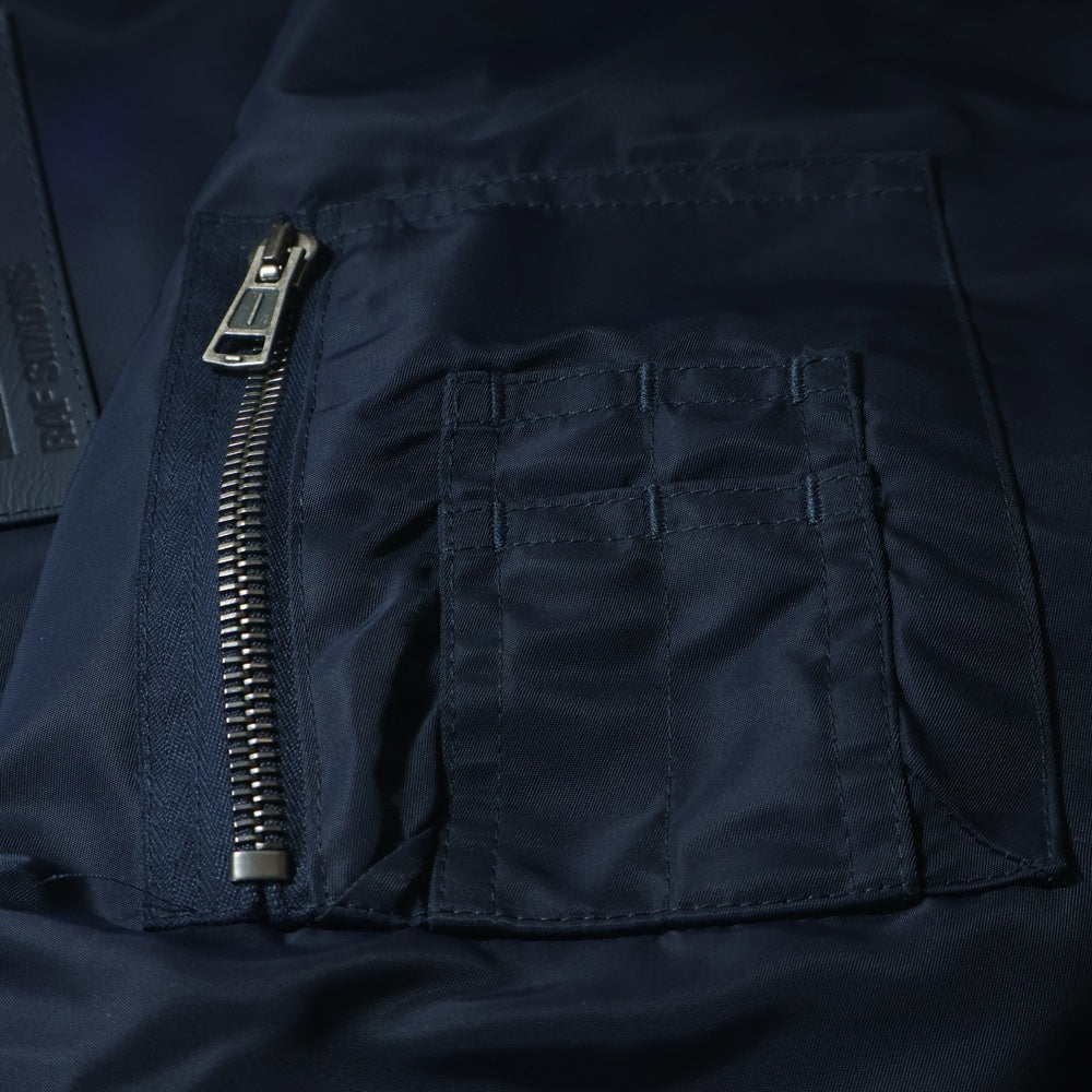 RAF SIMONS(ラフシモンズ) 23AW Classic bomber with leather patchRS MOD.231-M619 ロゴ パッチ クラシック オーバーサイズ MA-1 ボンバー ジャケット ブルゾン