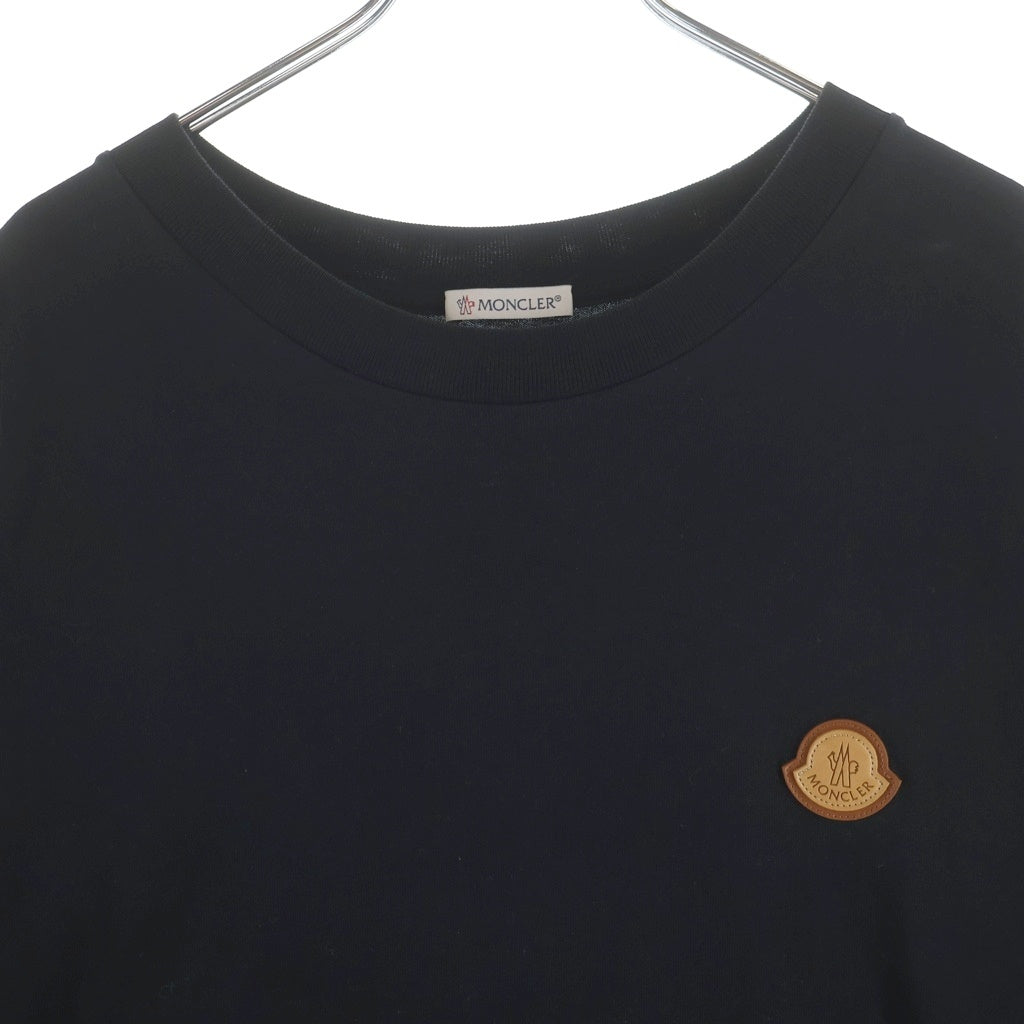 MONCLER(モンクレール) フロントロゴワッペン クルーネック半袖Tシャツカットソー ブラック I20918C00051 8390T