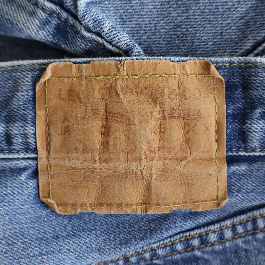 Levi's(リーバイス) 83501 日本製 80年代復刻 赤耳 スモールe ボタン裏無刻印 ボタンフライ デニムパンツ インディゴ J38 J33524 0606