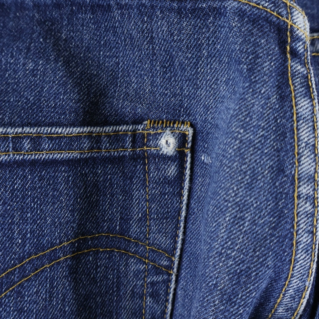 Levi's VINTAGE CLOTHING(リーバイス ビンテージ クロージング) 551ZXX ストレートデニムパンツ BIG E Vステッチ オフセット インディゴ PC9-19621-0001