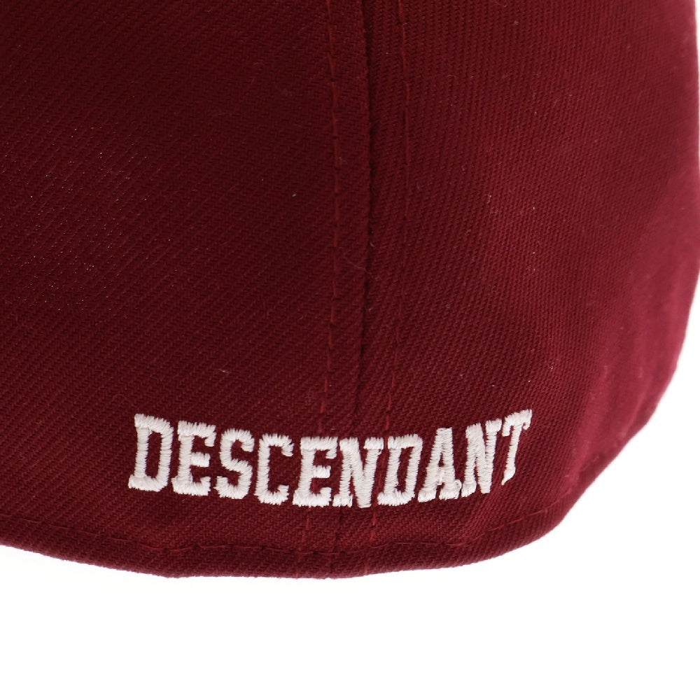 DESCENDANT(ディセンダント) 22AW LETTERED LP 59FIFTY フロントロゴデザイン ベースボールキャップ 帽子 バーガンディ