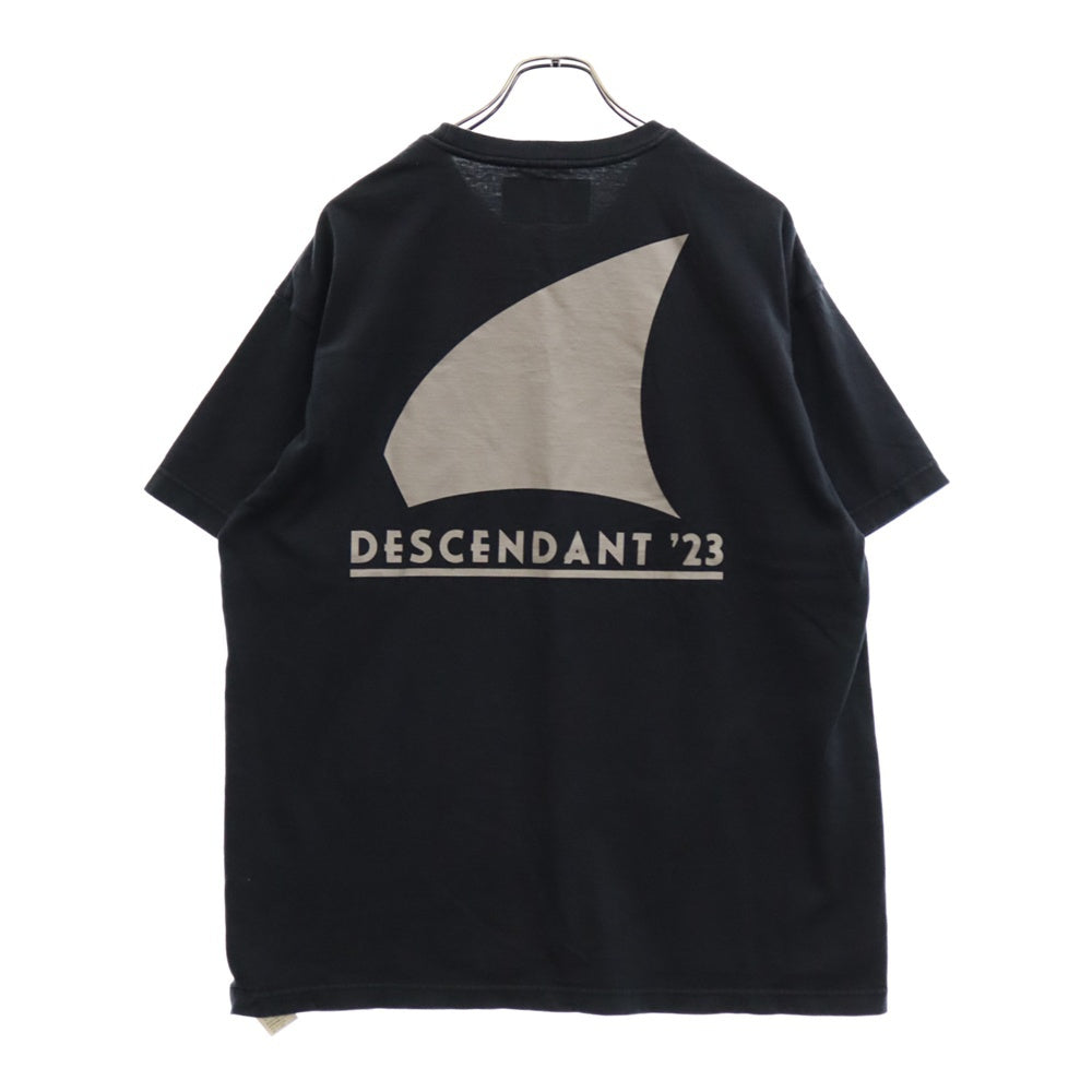DESCENDANT(ディセンダント) 23SS バックロゴプリント半袖Tシャツ ネイビー