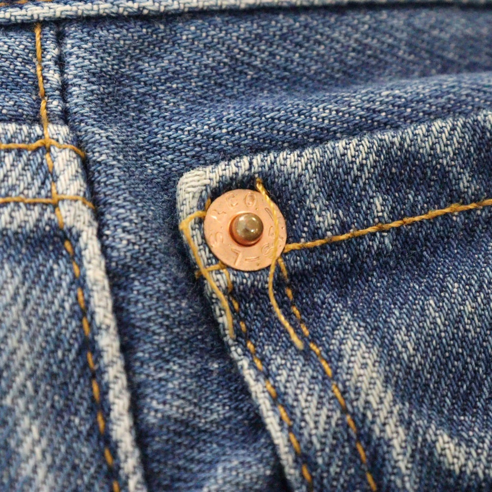 Levi's(リーバイス) 90S 501 ボタンフライ ストレートデニムパンツ ジーンズ インディゴ 21980-3
