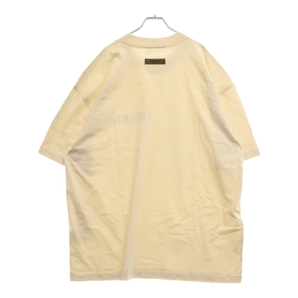 FEAR OF GOD ESSENTIALS(フィアオブゴッド エッセンシャルズ) S/S T-SHIRT フェルトロゴプリント半袖Tシャツ クリーム