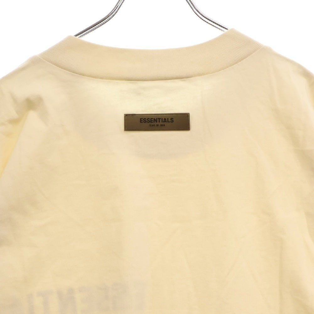 FEAR OF GOD ESSENTIALS(フィアオブゴッド エッセンシャルズ) S/S T-SHIRT フェルトロゴプリント半袖Tシャツ クリーム