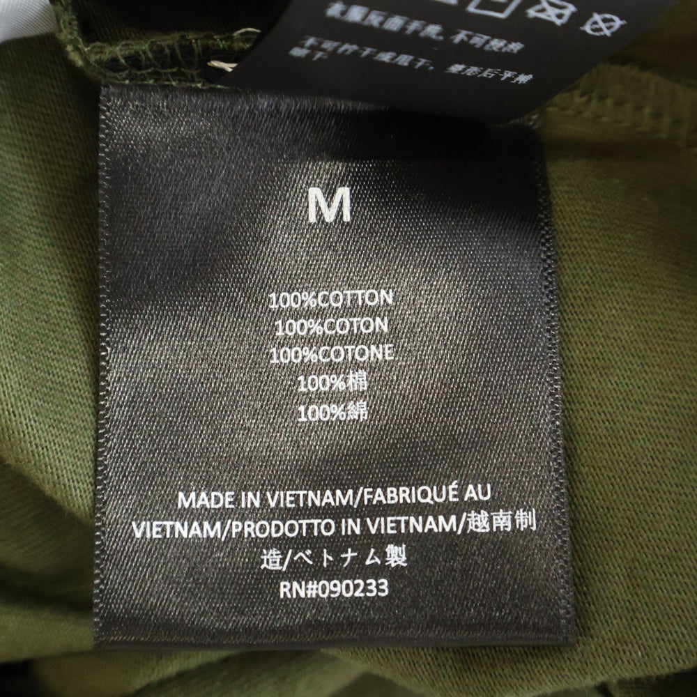 FEAR OF GOD ESSENTIALS(フィアオブゴッド エッセンシャルズ) L/S T-SHIRT フロントプリント長袖Tシャツ ロンT カーキ