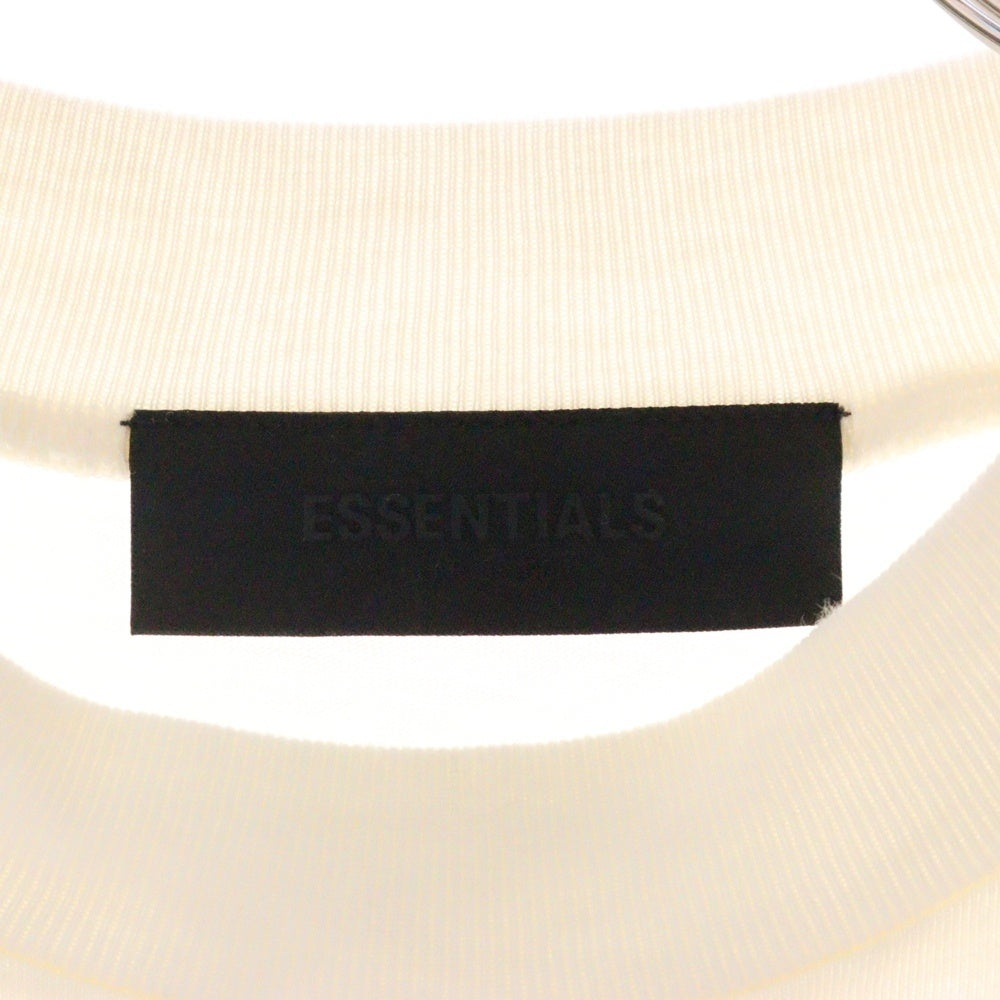 FEAR OF GOD ESSENTIALS(フィアオブゴッド エッセンシャルズ) S/S T-SHIRT フロントラバーロゴ 半袖Tシャツ アイボリー