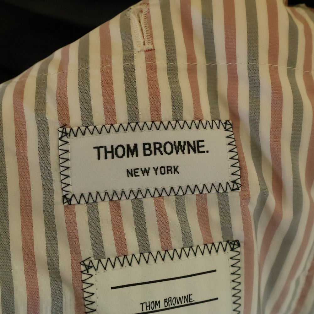 THOM BROWNE(トムブラウン) 4BARストライプ フーデッド ダウンコート アウター グレー MOD064X-07259